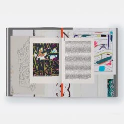 Book KAWS What Party Black On Pink -Artistes Promos Magasin Book KAWS What Party Black on Pink ArtAndToys 4611