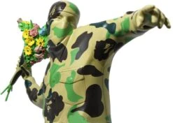 Sculpture BABY FIGURE By NINA CHANEL ABNEY -Artistes Promos Magasin Sculpture BABY FIGURE by NINA CHANEL ABNEY ArtAndToys 5690