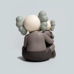 Sculpture HOLIDAY CHANGBAI MOUNTAIN BROWN By KAWS -Artistes Promos Magasin Sculpture HOLIDAY CHANGBAI MOUNTAIN BROWN by KAWS ArtAndToys 1326