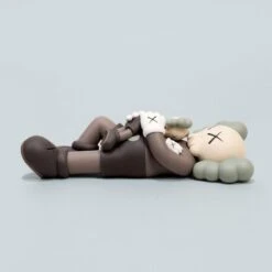 Sculpture Holiday Singapore Brown By KAWS