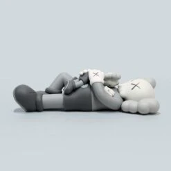 Sculpture Holiday Singapore Grey By KAWS