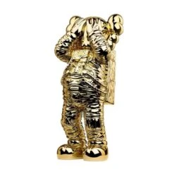 Sculpture Holiday Space Gold By KAWS -Artistes Promos Magasin Sculpture Holiday Space Gold by KAWS ArtAndToys 1621