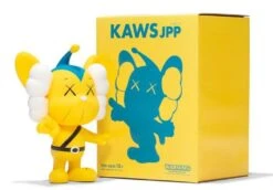 Sculpture JPP YELLOW By KAWS -Artistes Promos Magasin Sculpture JPP YELLOW by KAWS ArtAndToys 4165