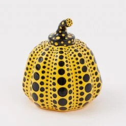 Sculpture Yellow Pumpkin Miniby YAYOI KUSAMA -Artistes Promos Magasin Sculpture Yellow Pumpkin mini by YAYOI KUSAMA ArtAndToys 6795