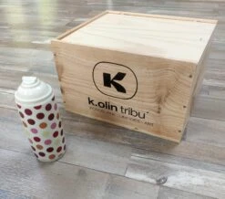 Spray Paint Polka Dot Porcelain By NooN -Artistes Promos Magasin Spray Paint Polka Dot Porcelain by NooN ArtAndToys 4324