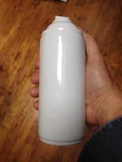 Spray Paint White Porcelain By NooN -Artistes Promos Magasin Spray Paint White Porcelain by NooN ArtAndToys 5345