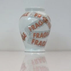 VaseL'INDESTRUCTIBLE By NooN